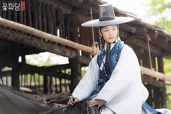 《花黨》6大主演介紹，各色花美男一字排開！《鬼怪》少年王黎變超強媒婆，TWICE定延親姊終於有了代表作？