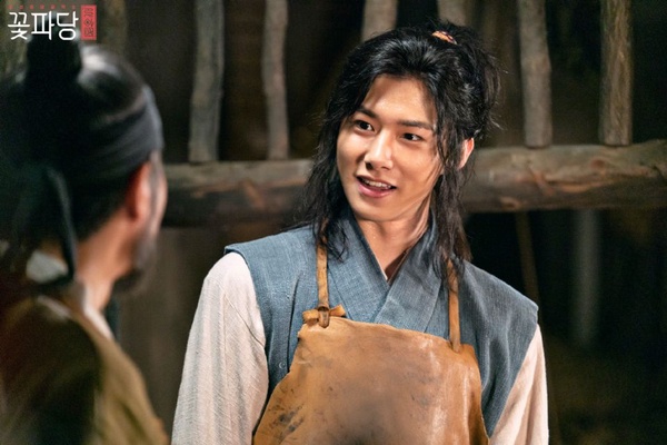 《花黨》6大主演介紹，各色花美男一字排開！《鬼怪》少年王黎變超強媒婆，TWICE定延親姊終於有了代表作？