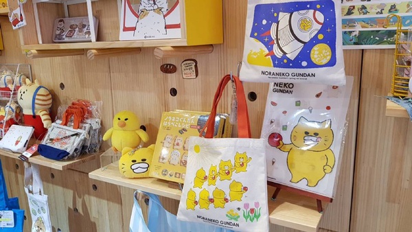 mine mine中山店推出「不可思議的貓世界」主題限定店！台灣初登場的「不可思議的貓世界」，mine mine中山店限時1個月推出～
