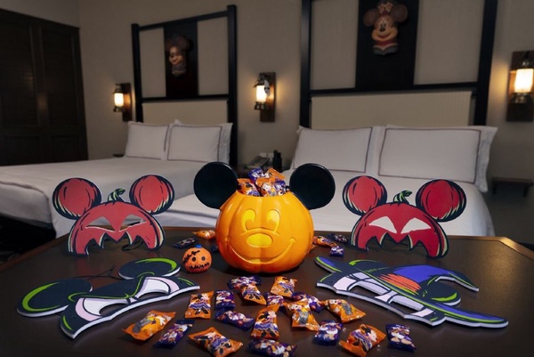 香港迪士尼樂園「Disney Halloween Time」！音樂劇＆迪士尼萬聖派對，還有超萌萬聖節限定達菲都在香港迪士尼～