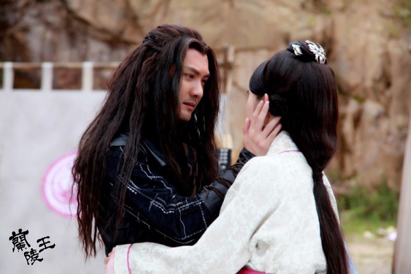 陸劇9組高虐後重逢的CP！《陳情令》16年、《溫暖的弦》10年，最後一組久別重逢的愛火好旺