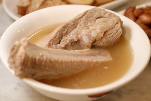新加坡3大肉骨茶進軍台灣，「黃亞細肉骨茶」、「發起人肉骨茶」、「松發肉骨茶」超詳盡評比，招牌餐點、特色一次告訴你！