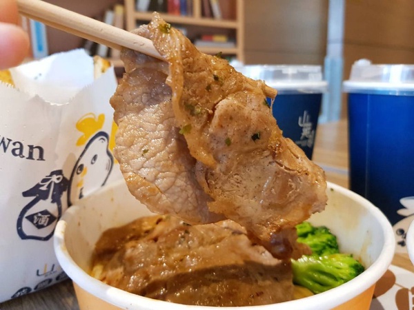 山雞部來台北南港囉！一中街超夯的山雞部進軍台北南港，想吃雞排公仔麵就趁現在～