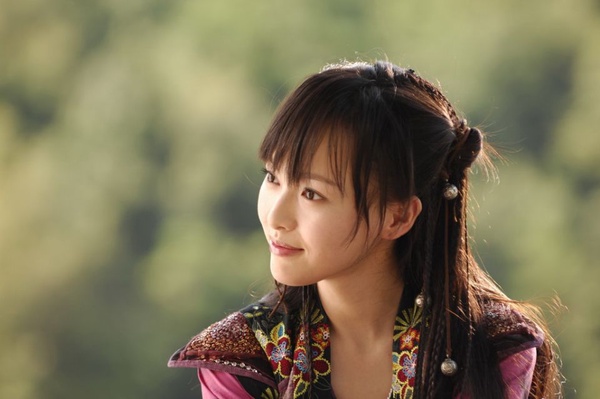 唐嫣懷孕胡歌搶當舅！回顧《仙劍》10位主演，楊冪、劉詩詩美貌依舊根本沒變