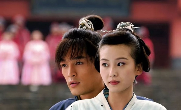 唐嫣懷孕胡歌搶當舅！回顧《仙劍》10位主演，楊冪、劉詩詩美貌依舊根本沒變