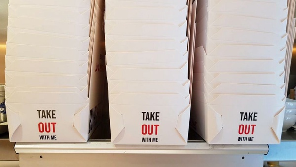 信義區美食推薦！Burgerout「海膽炸雞漢堡」，來自澎湖的馬糞海膽ＸBurgerout炸雞漢堡，濃郁的滋味真的超享受～