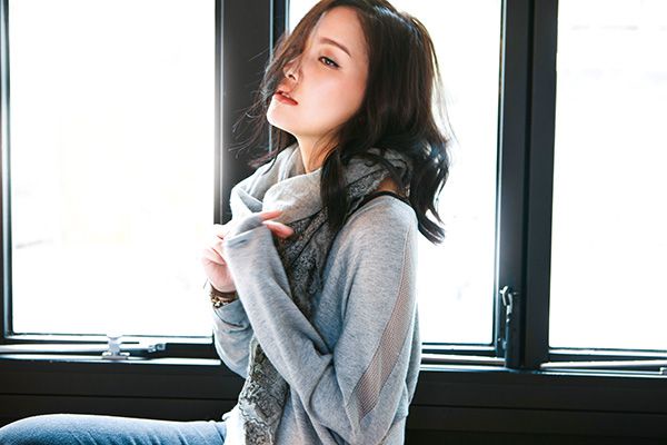 比黑更潮！今年早春必備「時尚灰」穿搭Tips，輕鬆穿出你的潮味
