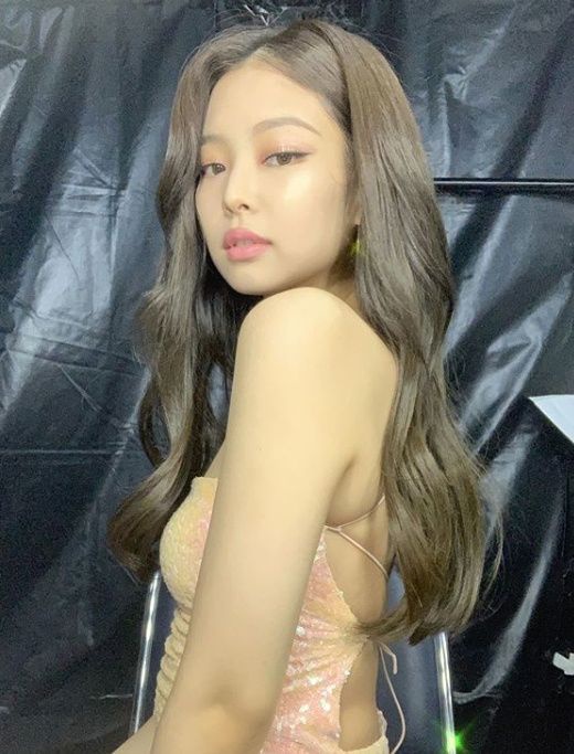 2019秋冬「捲髮」髮型推薦！Blackpink Lisa、吳謹言髮型網友討論度爆表，楊丞琳的捲髮點名率最高！