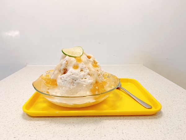 熱門打卡創意冰店「早點甜品 early ice」大推薦！炸麵包夾霜淇淋讓你體驗冰與火的衝擊美味！