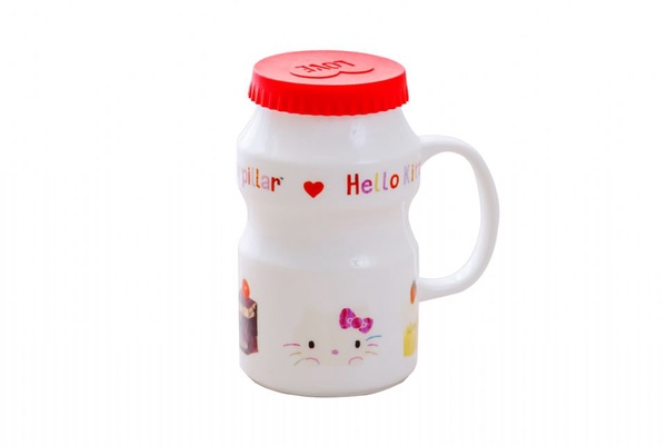 屈臣氏「Hello KittyＸ好餓的毛毛蟲」集點！12種滿滿的「Hello KittyＸ好餓的毛毛蟲」全部都在屈臣氏等你～