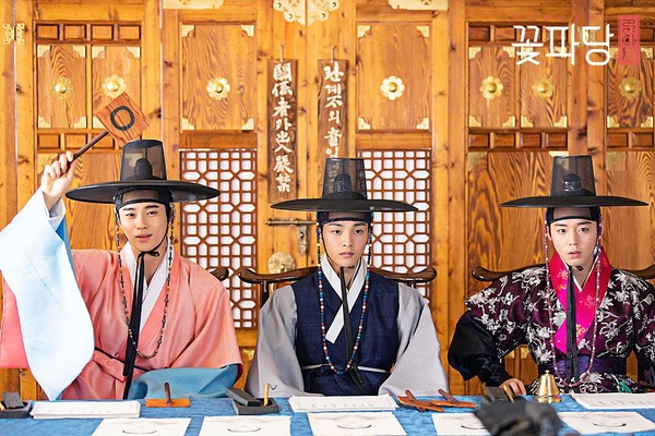 《花黨》集合古偶劇8大老梗！人設像《成均館緋聞》，金旻載、朴志訓都救不了的尷尬劇本