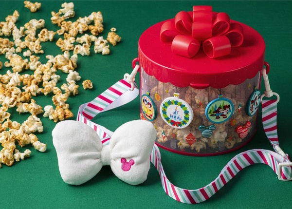 2019日本迪士尼聖誕限定「達菲」，暖洋洋的大衣造型、毛絨絨超好抱~快來搶先體驗迪士尼的聖誕氛圍！
