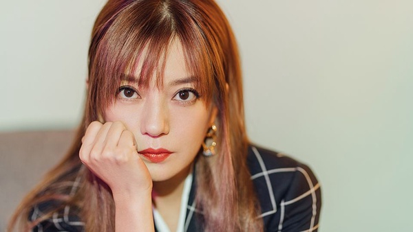 陸網評選女星好感指數排行榜TOP 10！趙麗穎進前十、楊紫奪第四，第一名不意外