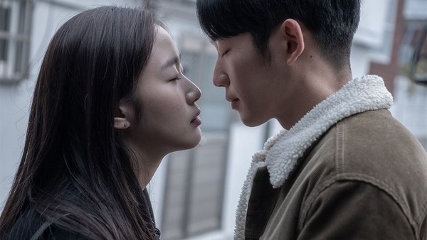 《愉悅的音樂專輯》金高銀、丁海寅又甜又虐！2019韓國7部愛情電影，浪漫喜劇、文藝小清新通通有，看完好想談戀愛