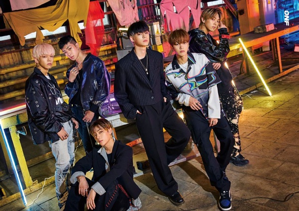 10月KPOP好熱鬧！IU不開酒店回去唱歌，SJ、SuperM接連出輯，SM賺飽飽！