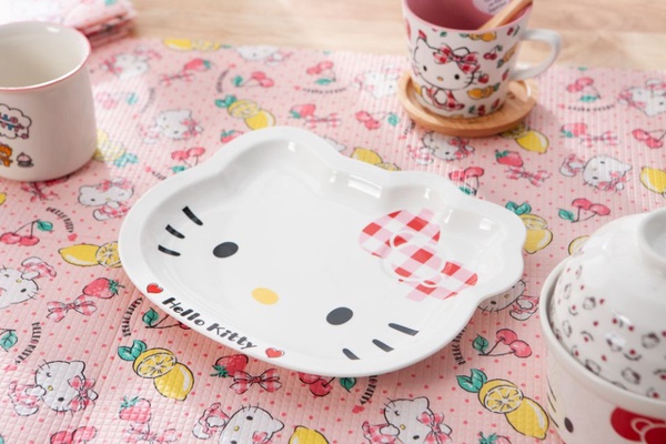 生活工場 X Hello Kitty！超多超萌的Hello Kitty餐具，生活工場還推出Hello Kitty全系列85折～