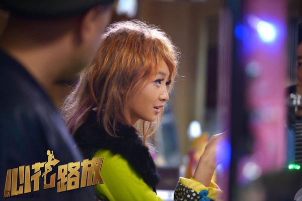 劉亦菲《花木蘭》新劇照驚呆粉絲！11女星不計形象扮醜，唐嫣成300斤胖子，《宸汐緣》師姐變暴牙妹