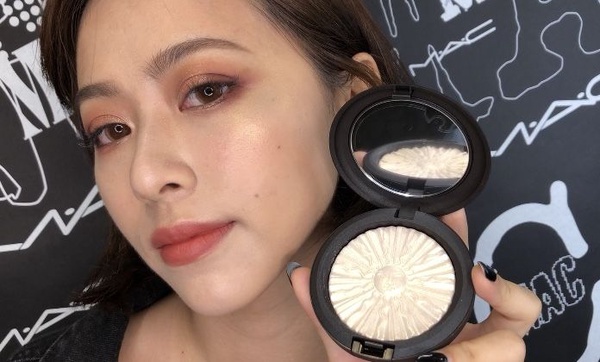 MAC X Pony夢幻塔羅聯名系列台灣限量開賣！「星月浮雕打亮盤」、「塔羅眼影盤」超美剁手手也要收！加碼秋冬新品眼影盤推薦