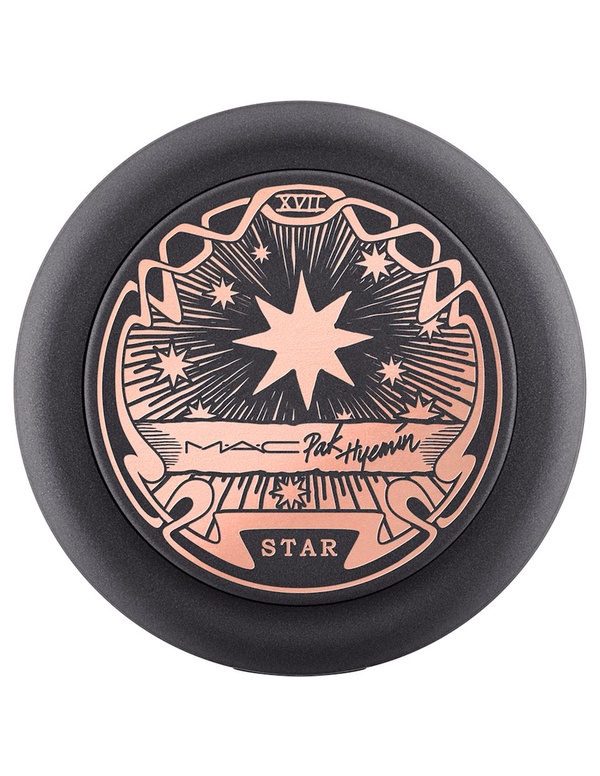 MAC X Pony夢幻塔羅聯名系列台灣限量開賣！「星月浮雕打亮盤」、「塔羅眼影盤」超美剁手手也要收！加碼秋冬新品眼影盤推薦