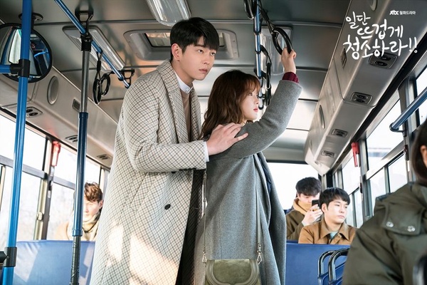 《意外發現的一天》路雲、金惠允差32公分好衝擊！8組「最萌身高差」的韓劇CP，朴寶英、金香起萌感滿滿