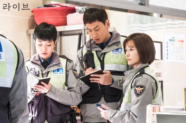 《意外發現的一天》路雲、金惠允差32公分好衝擊！8組「最萌身高差」的韓劇CP，朴寶英、金香起萌感滿滿