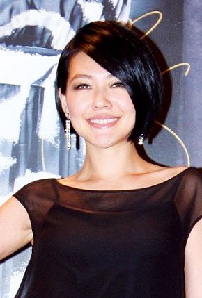 ［女神新指標］神級美女下巴！不用整型，全靠這招修容！