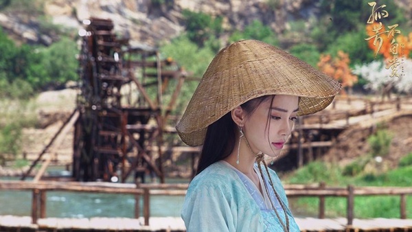 《陳情令》師姐江厭離化身斗笠俠女！12位戴斗笠的古裝女神，張鈞甯美豔、趙麗穎可愛