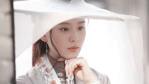 《陳情令》師姐江厭離化身斗笠俠女！12位戴斗笠的古裝女神，張鈞甯美豔、趙麗穎可愛