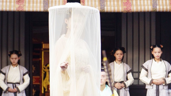 《陳情令》師姐江厭離化身斗笠俠女！12位戴斗笠的古裝女神，張鈞甯美豔、趙麗穎可愛