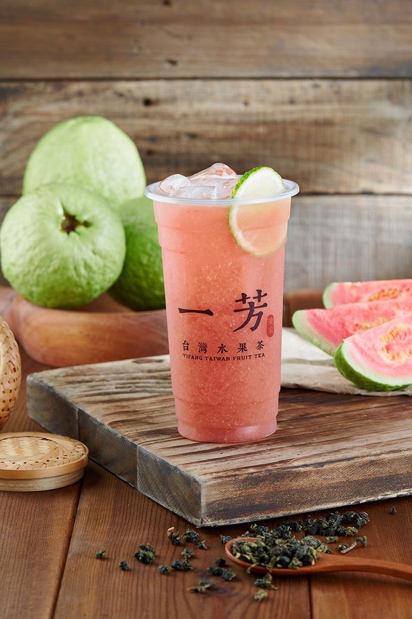 一芳水果茶推「紅心芭樂梅」超有料登場！吃得到果肉的「紅心芭樂梅」這幾天還有超值優惠！
