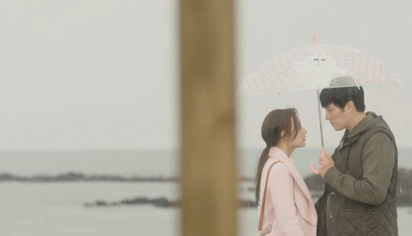 《李小姐》惠利、金相慶差22歲！8對「大叔配少女」CP，第2、8對父女感強到難入坑