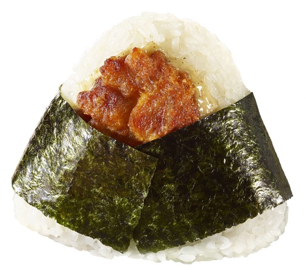繼光香香雞飯糰在7-11！繼光香香雞變成7-11的飯糰，鹹香的經典炸雞味可說是完美重現～