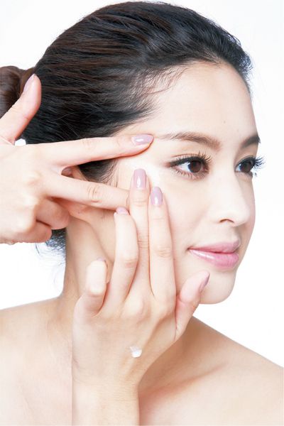 「家政婦」來打卡－熨斗系保養，皺紋一抹無痕