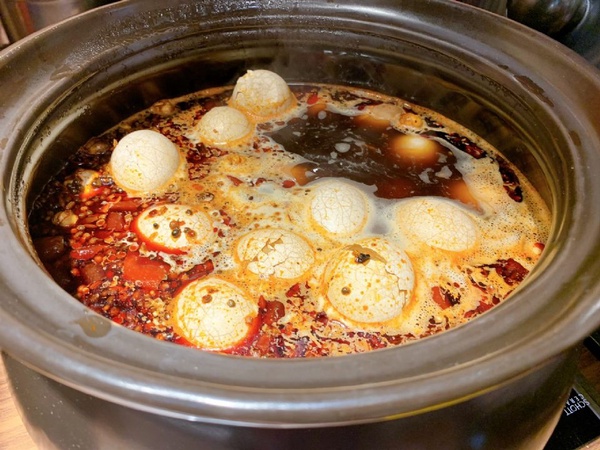 超多台南必吃美食一次送給你！新光三越台北南西店「2019臺南府城美食祭」即日起開跑，快來吃道地台南美食吧！