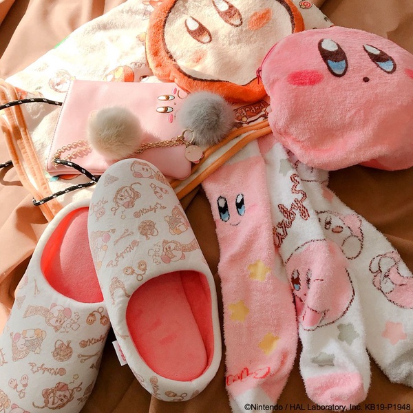 日本「星之卡比」聯名冬季商品，衝擊少女心的軟萌貪吃模樣，加碼「大份量」卡比主題餐廳！