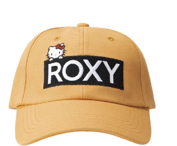 ROXY X HELLO KITTY 推出聯名系列商品，上衣、帆布包可愛又實搭，HELLO KITTY粉絲必收！