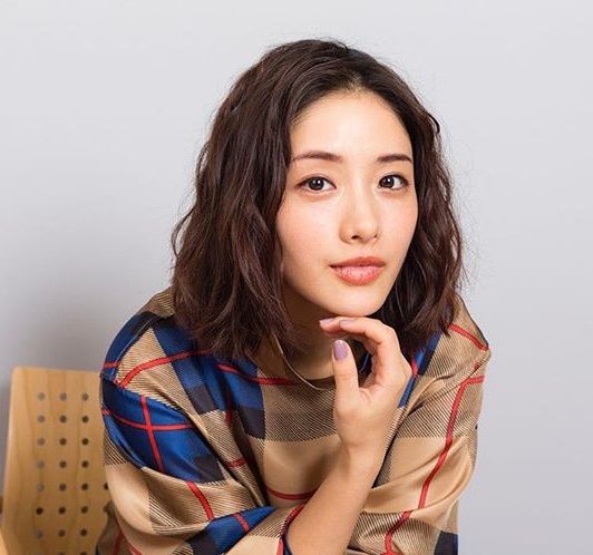 髮量少、細軟髮必看！4款精選女星髮型範本，蓬鬆、顯嫩瘦小臉，髮型不再被髮量受限！