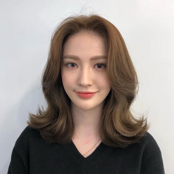 瀏海出錯臉大一倍，窄額頭、扁額頭瀏海地雷解析！拉長臉部比例是關鍵，加碼分享小臉瀏海款式