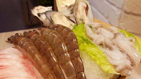 星野肉肉鍋來新光三越a11了！高雄超夯的星野肉肉鍋，開幕期間還加碼第二人半價的優惠～