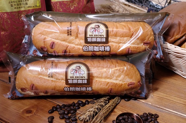 萊爾富Ｘ伯朗咖啡！三款伯朗咖啡系列麵包，其中爆餡的「伯朗咖啡夾心吐司」絕對必吃～