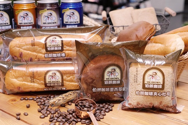 萊爾富Ｘ伯朗咖啡！三款伯朗咖啡系列麵包，其中爆餡的「伯朗咖啡夾心吐司」絕對必吃～