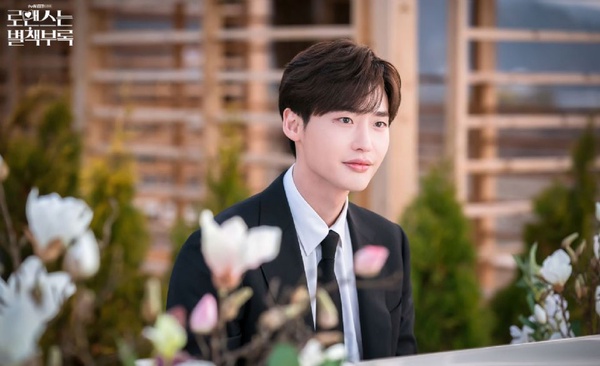 《山茶花開時》蔡依林也淪陷！8位「挑戲零失誤」的韓星，池晟、金秀賢每部都是代表作！