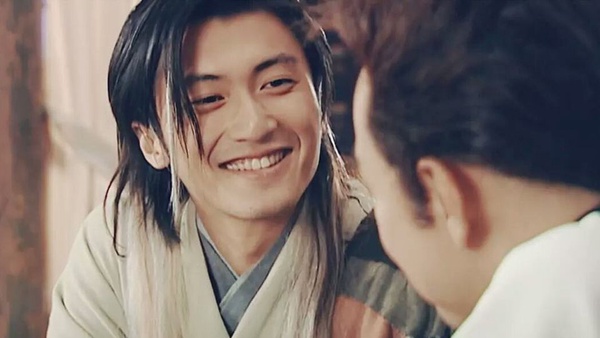 回顧10位老劇中的古裝男神！《三生三世》折顏當年帥過羅雲熙，肖戰、王一博也要靠邊站