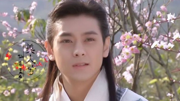 回顧10位老劇中的古裝男神！《三生三世》折顏當年帥過羅雲熙，肖戰、王一博也要靠邊站