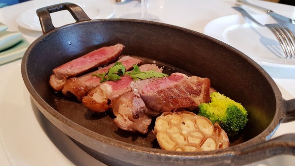 台北飯店BUFFET自助餐推薦！4家PTT推薦超高CP值飯店吃到飽餐廳，加碼2019秋季限定食材，一次推薦給你～