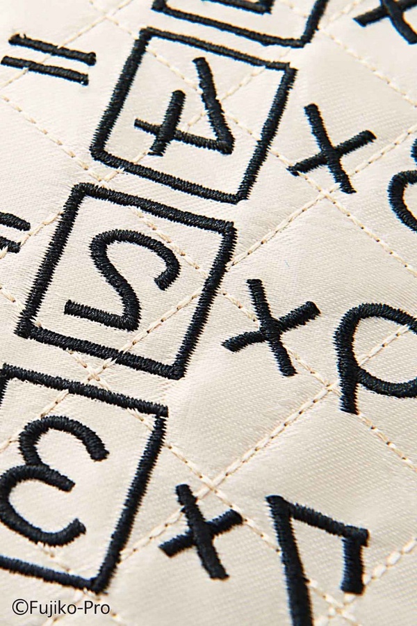 能當百寶袋的哆啦A夢！FELISSIMO 推出的「哆啦A夢收納袋」，竟然能塞進整個棉被～