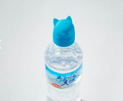 日本SUNTORY「貓咪瓶蓋」推出實用進階版！寶特瓶蓋化身藥盒、手機架、存錢筒，貓奴們一定要全套收藏！
