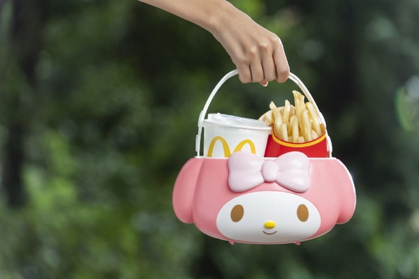 日本賣爆的麥當勞「美樂蒂萬用置物籃」終於來台，全台麥當勞限量販售，美樂蒂粉絲快衝麥當勞！