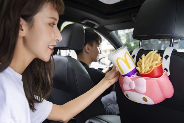 日本賣爆的麥當勞「美樂蒂萬用置物籃」終於來台，全台麥當勞限量販售，美樂蒂粉絲快衝麥當勞！