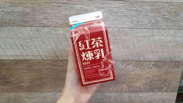 飛燕煉乳紅茶＆咖啡在7-11！超狂7-11推出飛燕煉乳紅茶＆咖啡，濃郁的滋味真的一定要喝喝看～